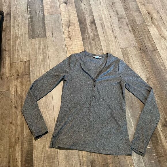 Athleta Uptempo Ribbed Henley
Top small Black Heather - Picture 2 of 9